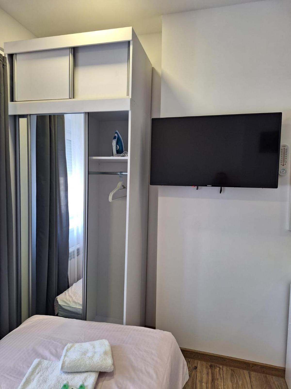 Comfort Stay, Ev, Parking Boleslawiec  Exterior foto